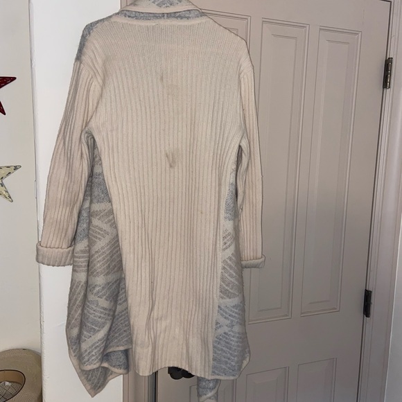 Women's Cream and Gray Pendleton Cardigan - Picture 3 of 5